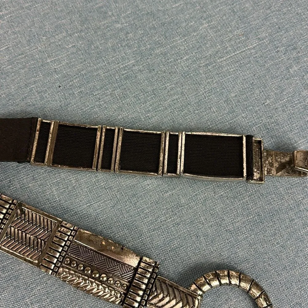 CHICO'S Limenta Stretch Belt Silver Hook Buckle Genuine Leather Size M/L